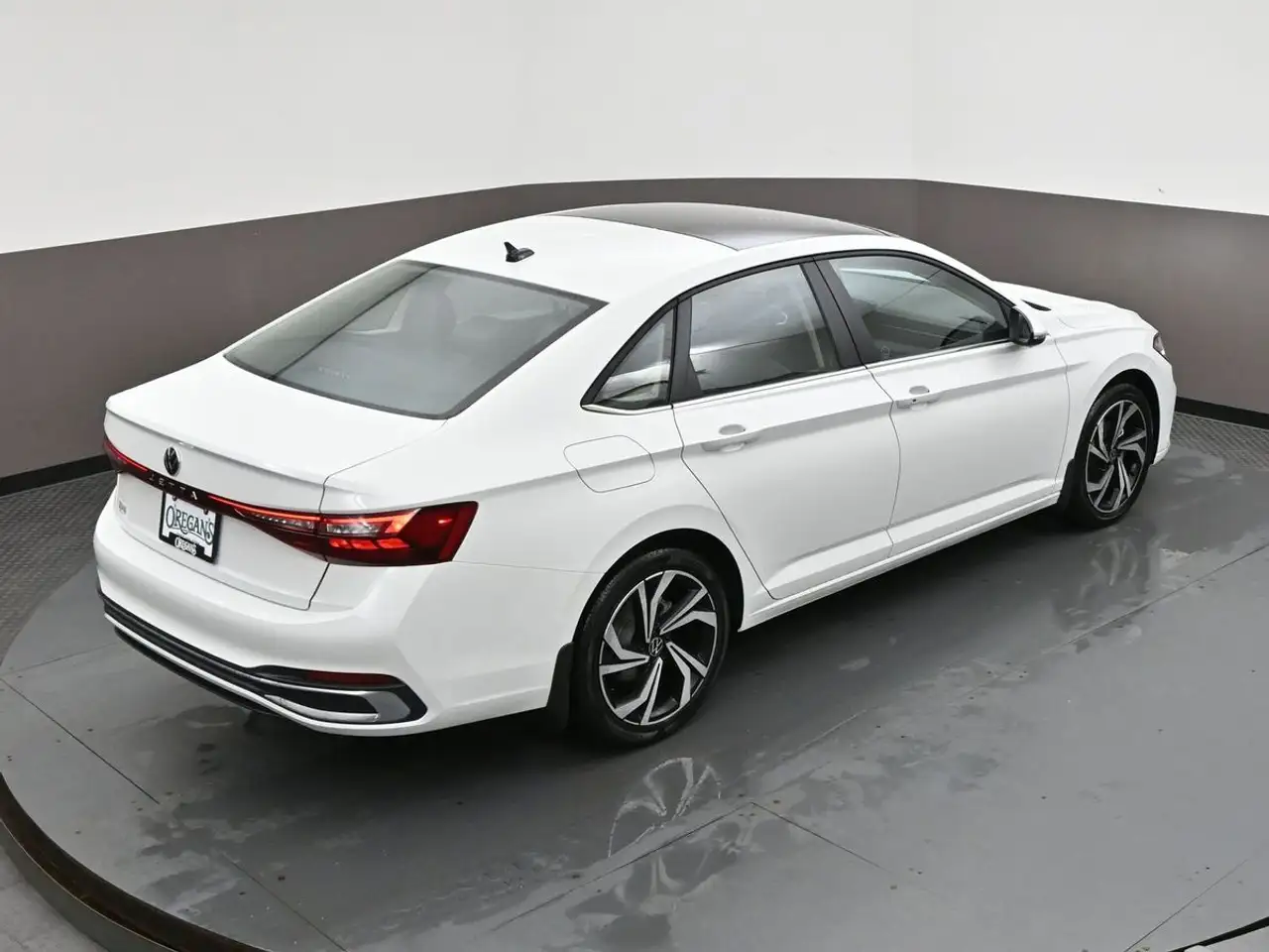 Volkswagen Jetta снимка Volkswagen Jetta