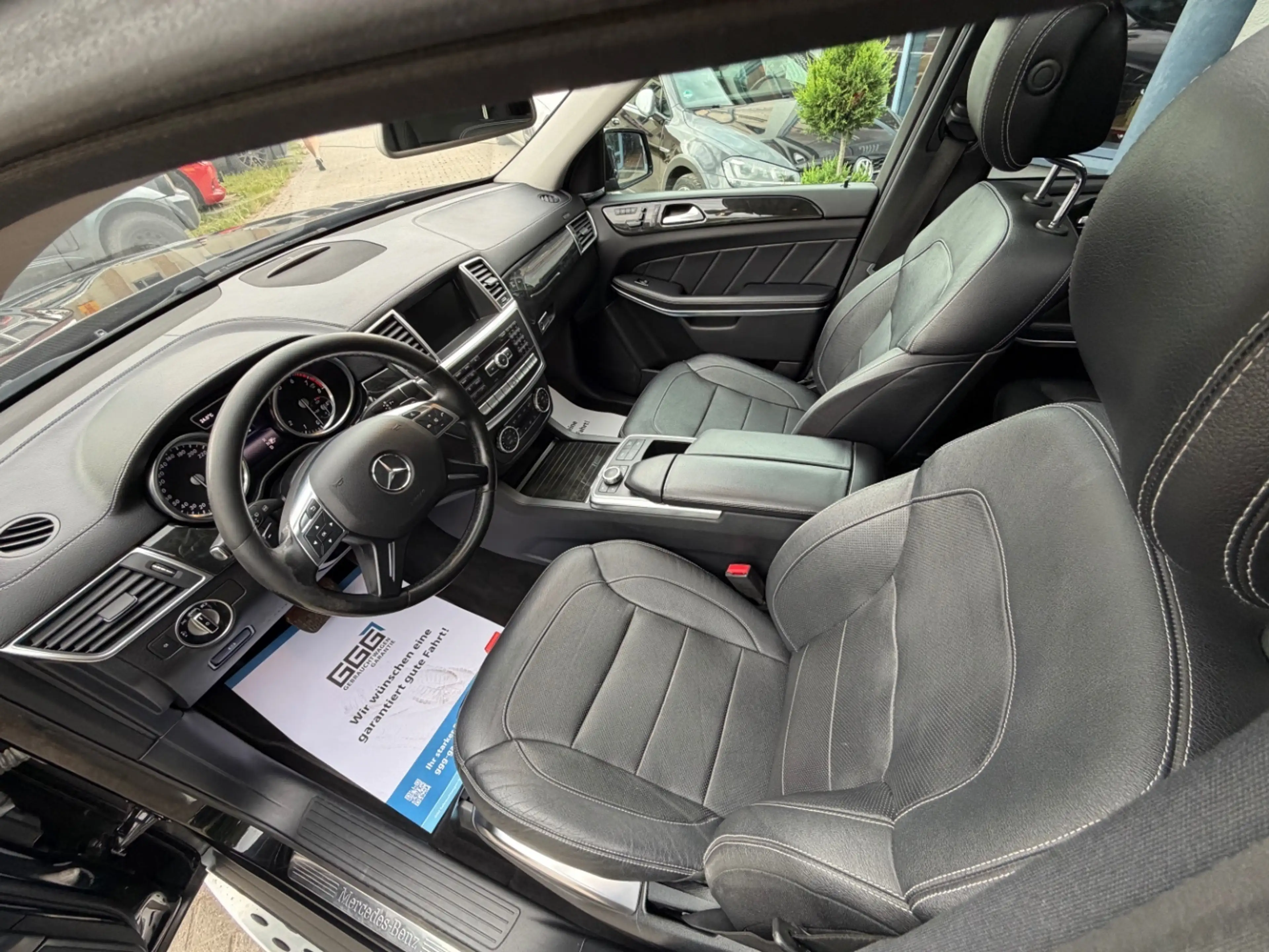 Mercedes-Benz GL 500 4 matic AMG AHK 7 Sitzer Massagesitze — photo 11