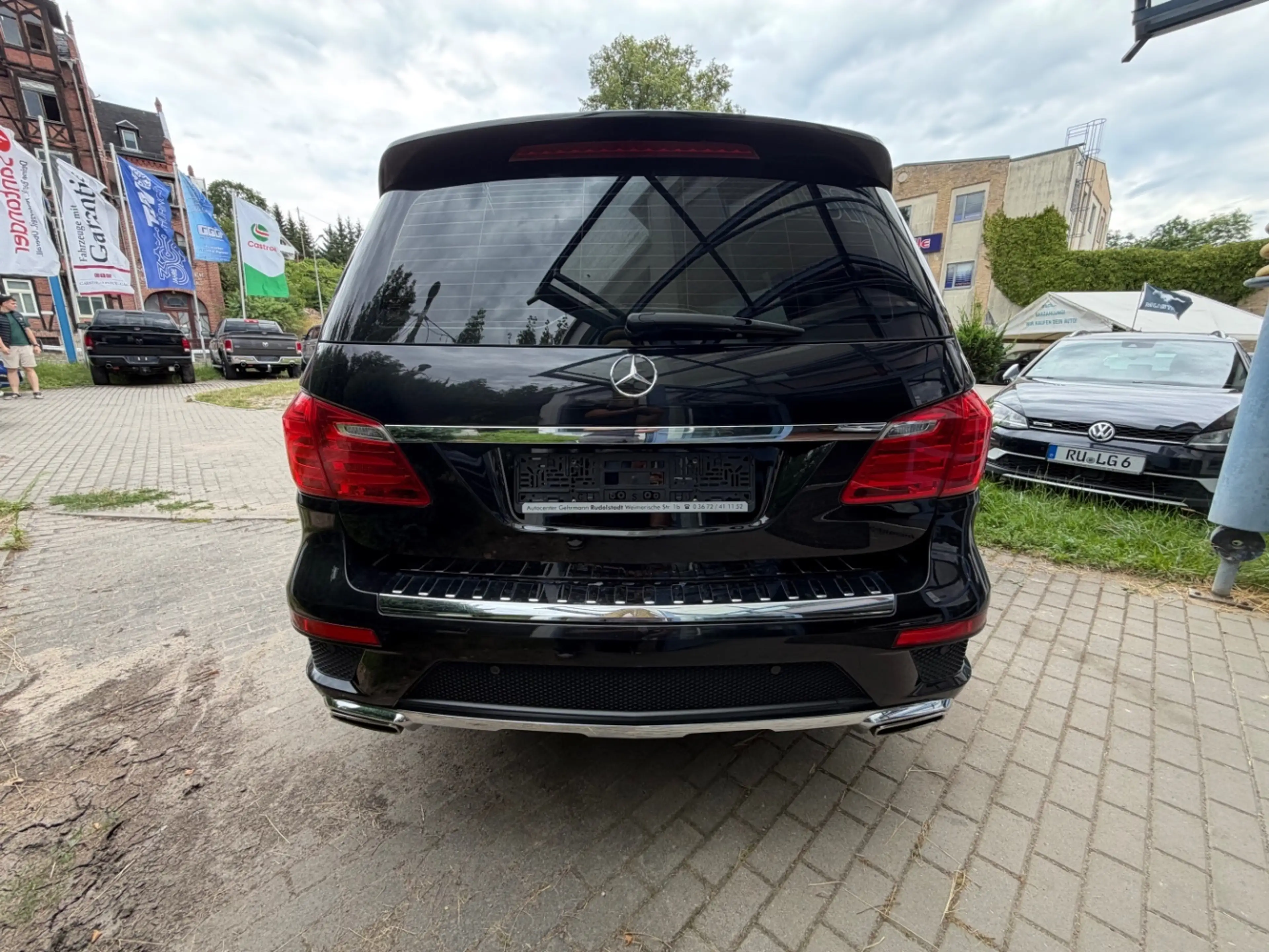 Mercedes-Benz GL 500 4 matic AMG AHK 7 Sitzer Massagesitze — photo 4