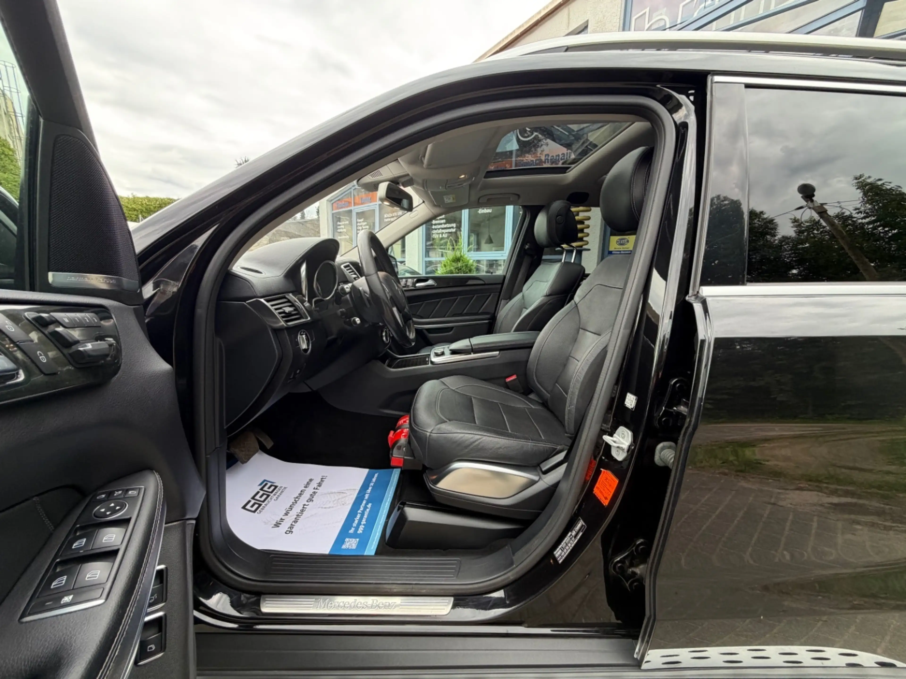 Mercedes-Benz GL 500 4 matic AMG AHK 7 Sitzer Massagesitze — photo 10