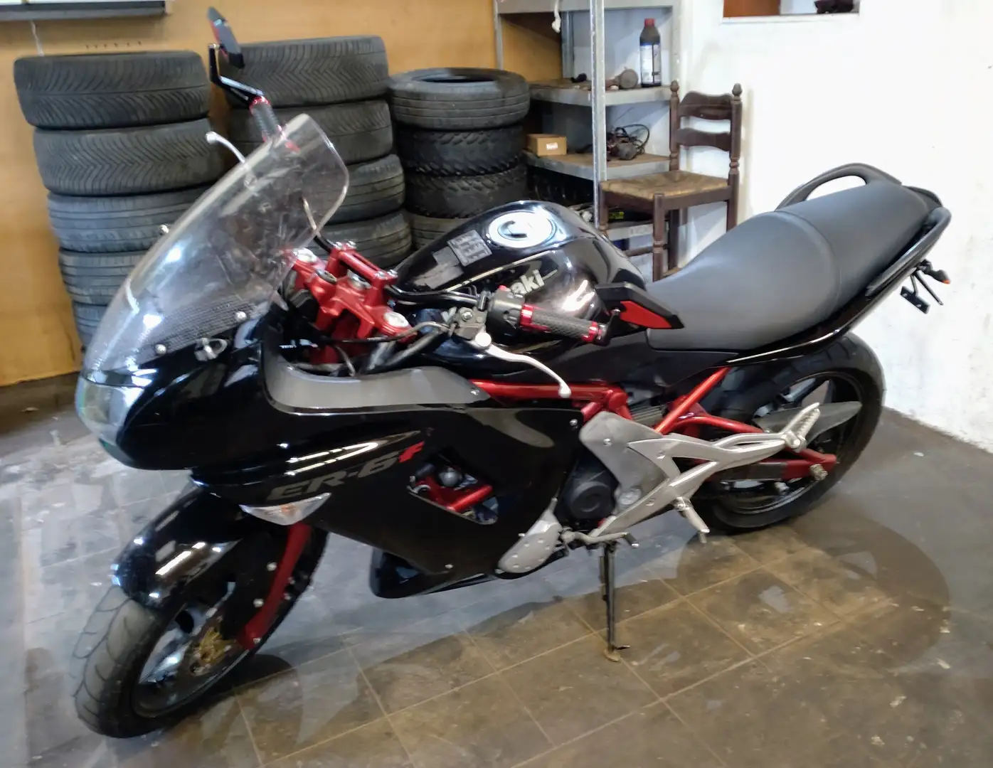 Kawasaki ER - 6 F Schwarz - 1