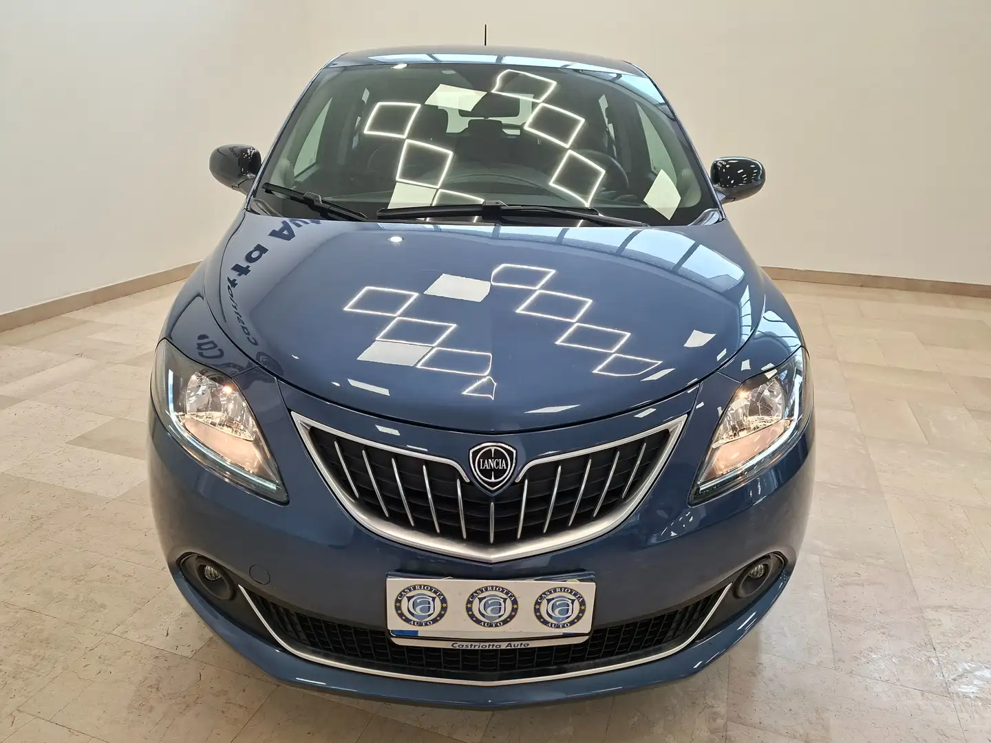 Lancia Ypsilon 1.0 firefly hybrid s&s con SOLI KM 32.977 !!! Blu/Azzurro - 2