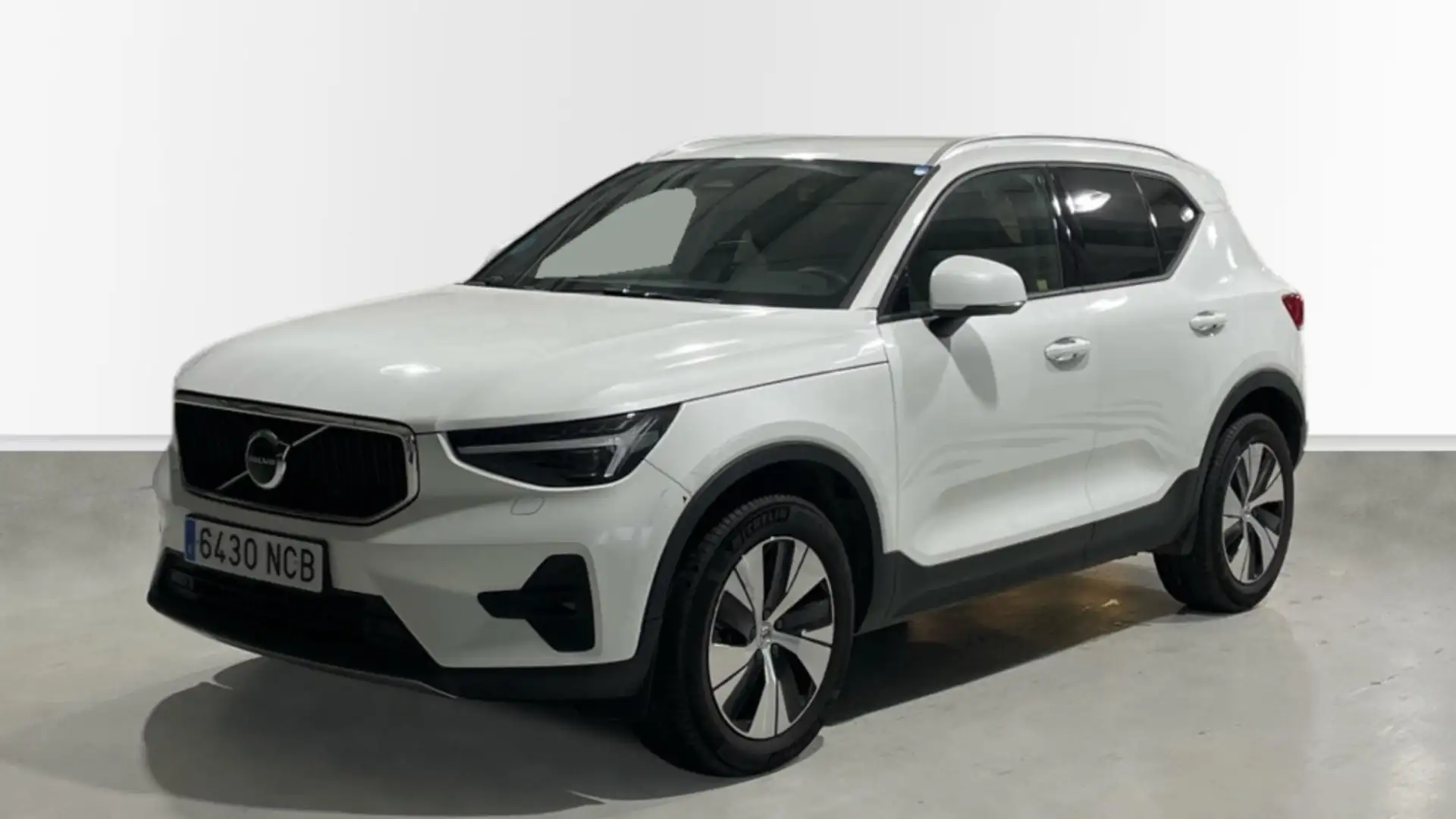 Volvo XC40 2.0 B3 CORE AUTO 5P - 1