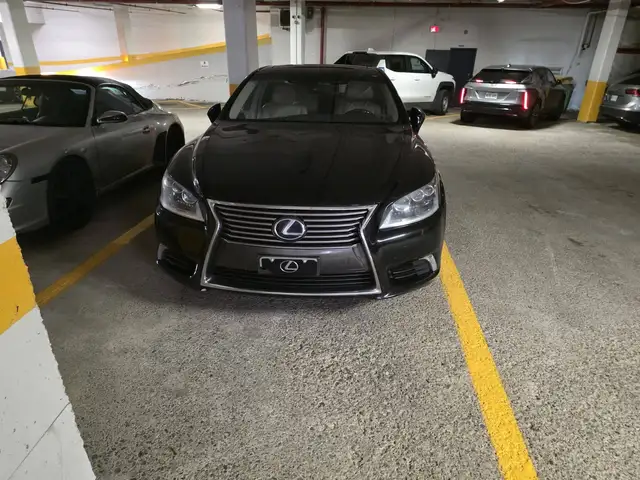Lexus LS 600h L 2013 — photo 5