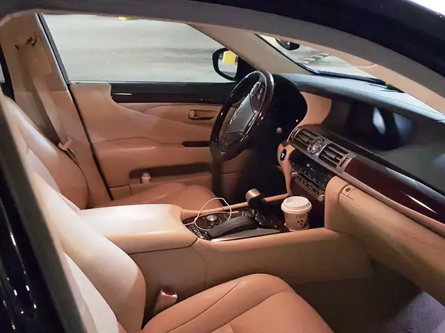 Lexus LS 600h L 2013 — photo 6