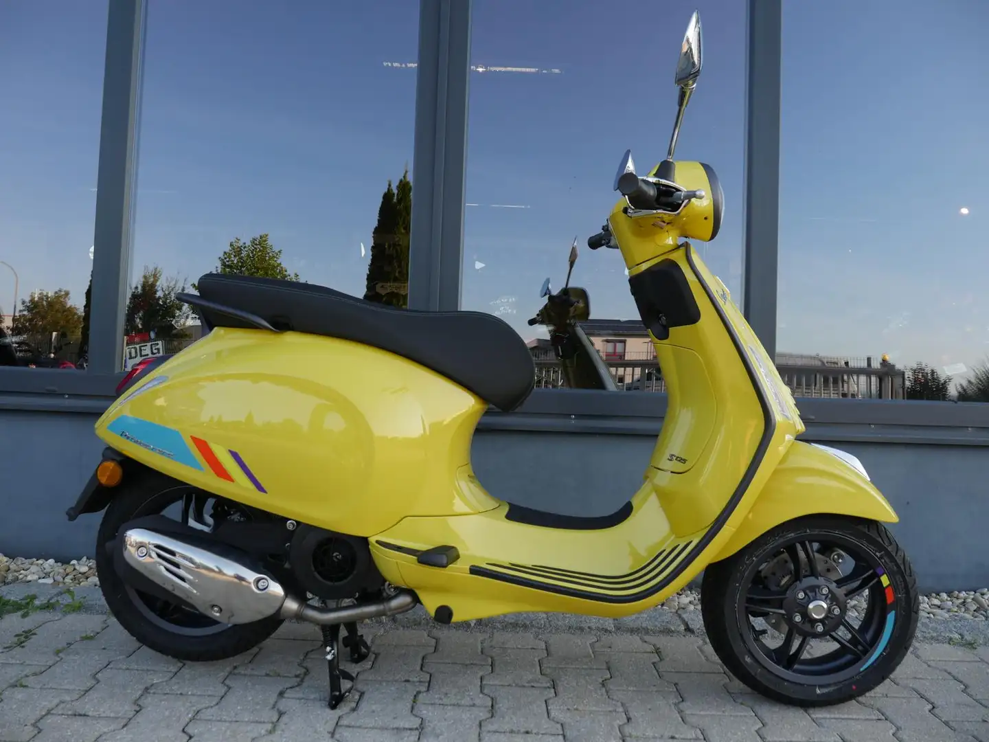 Vespa Primavera 125 S FL - TOP - wie neu - 1