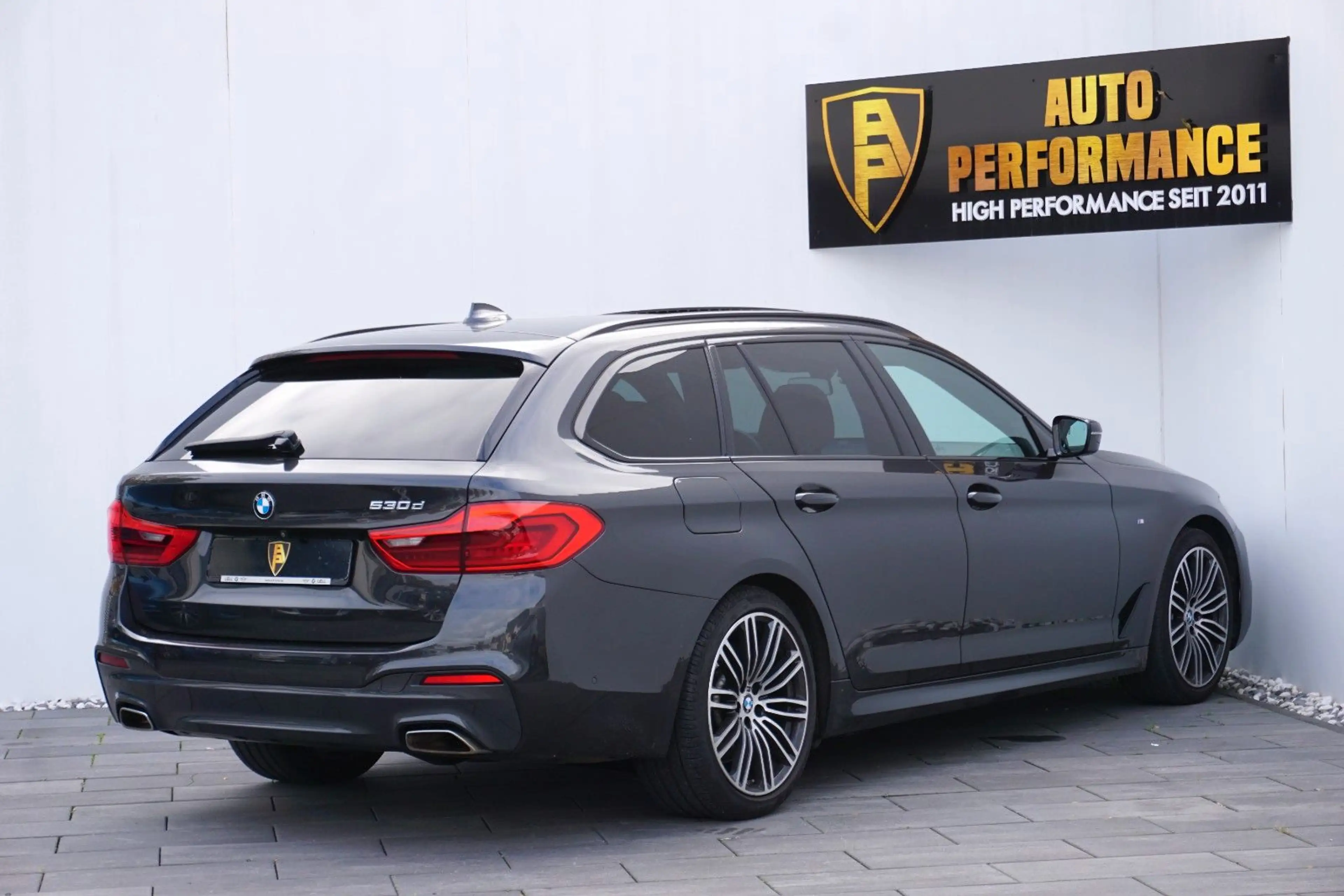 BMW 530 d Touring M Sport|Pano|HUD|Leder|KAM|LED|Keyl — photo 4