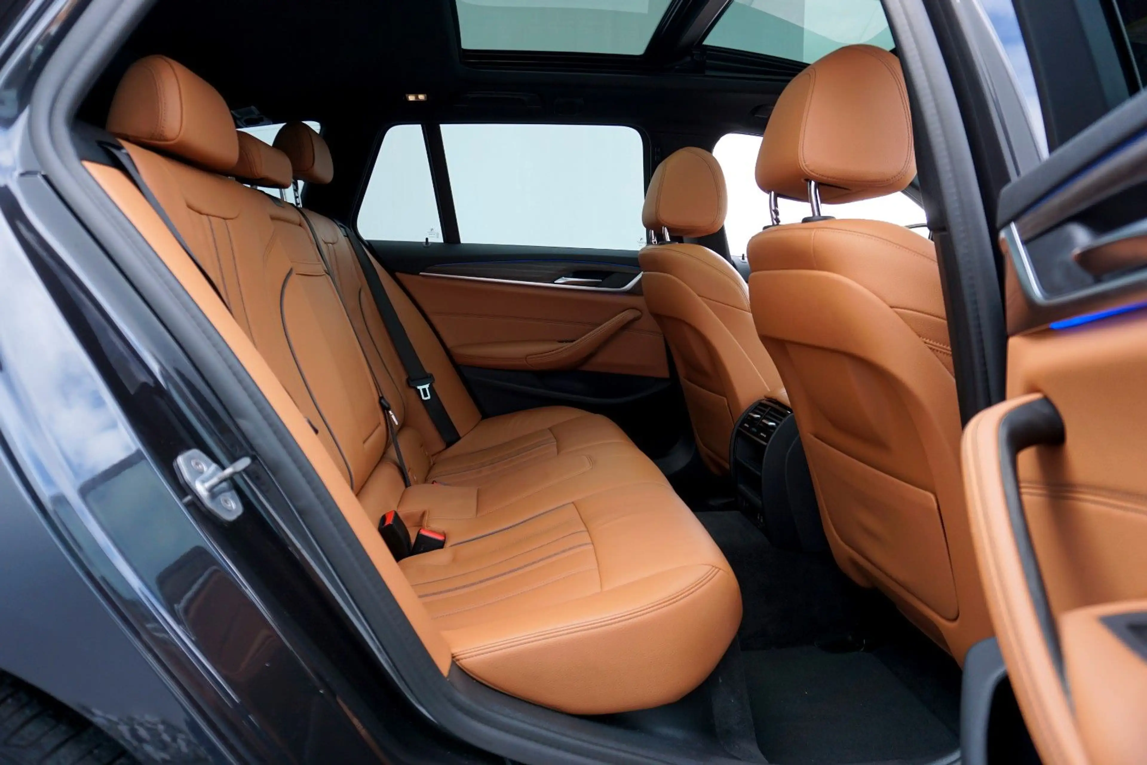 BMW 530 d Touring M Sport|Pano|HUD|Leder|KAM|LED|Keyl — photo 15