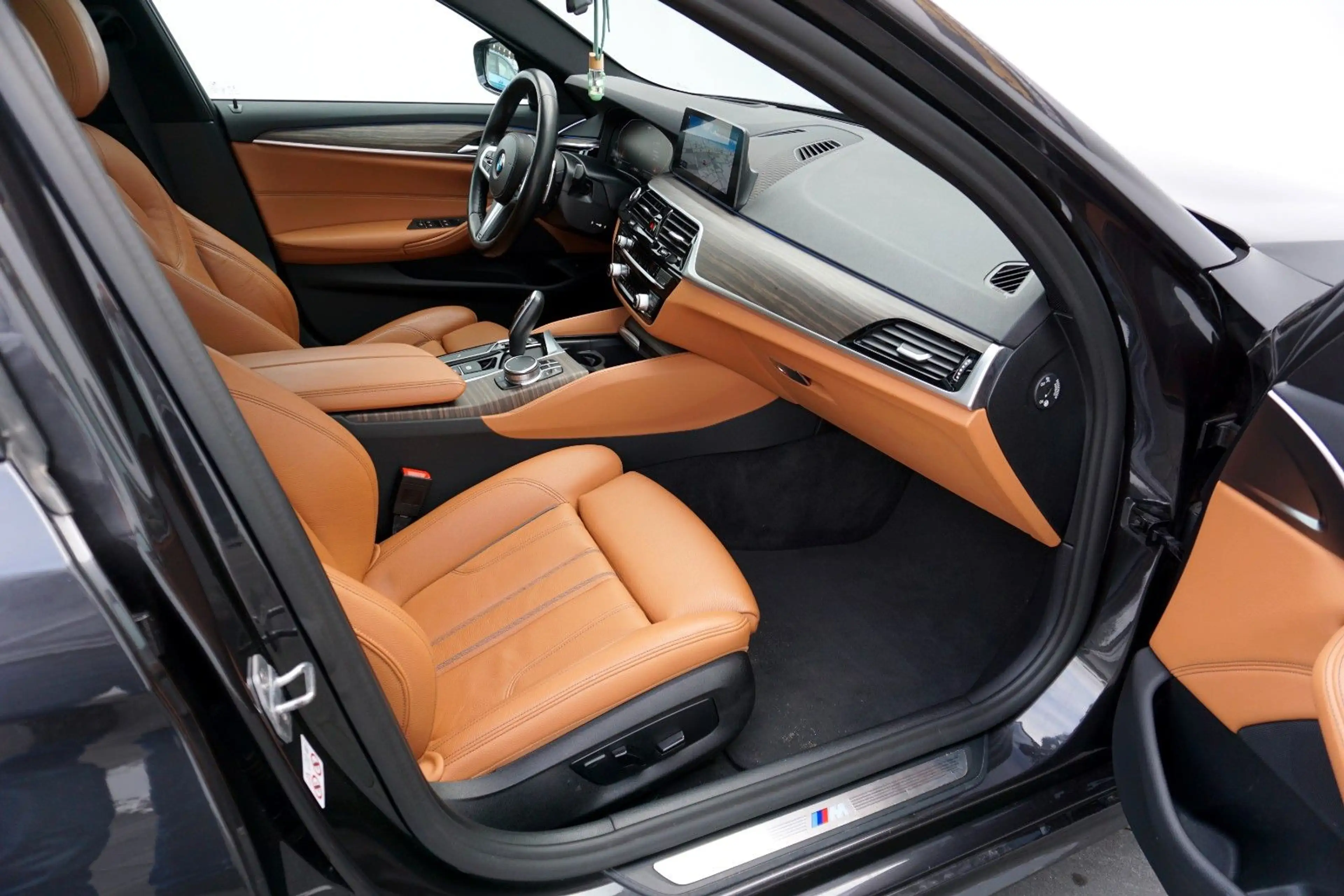 BMW 530 d Touring M Sport|Pano|HUD|Leder|KAM|LED|Keyl — photo 14