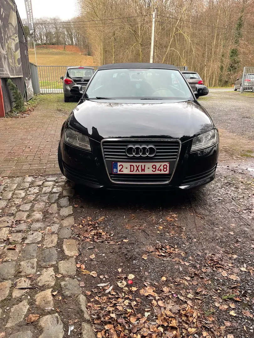 Audi A3 1.6i Ambiente Zwart - 1