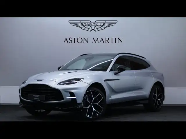 Aston Martin DBX 707 V8
