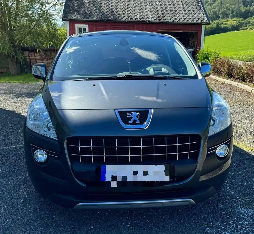 Peugeot 3008 2.0 HDi 16V 150ch FAP Premium Pack