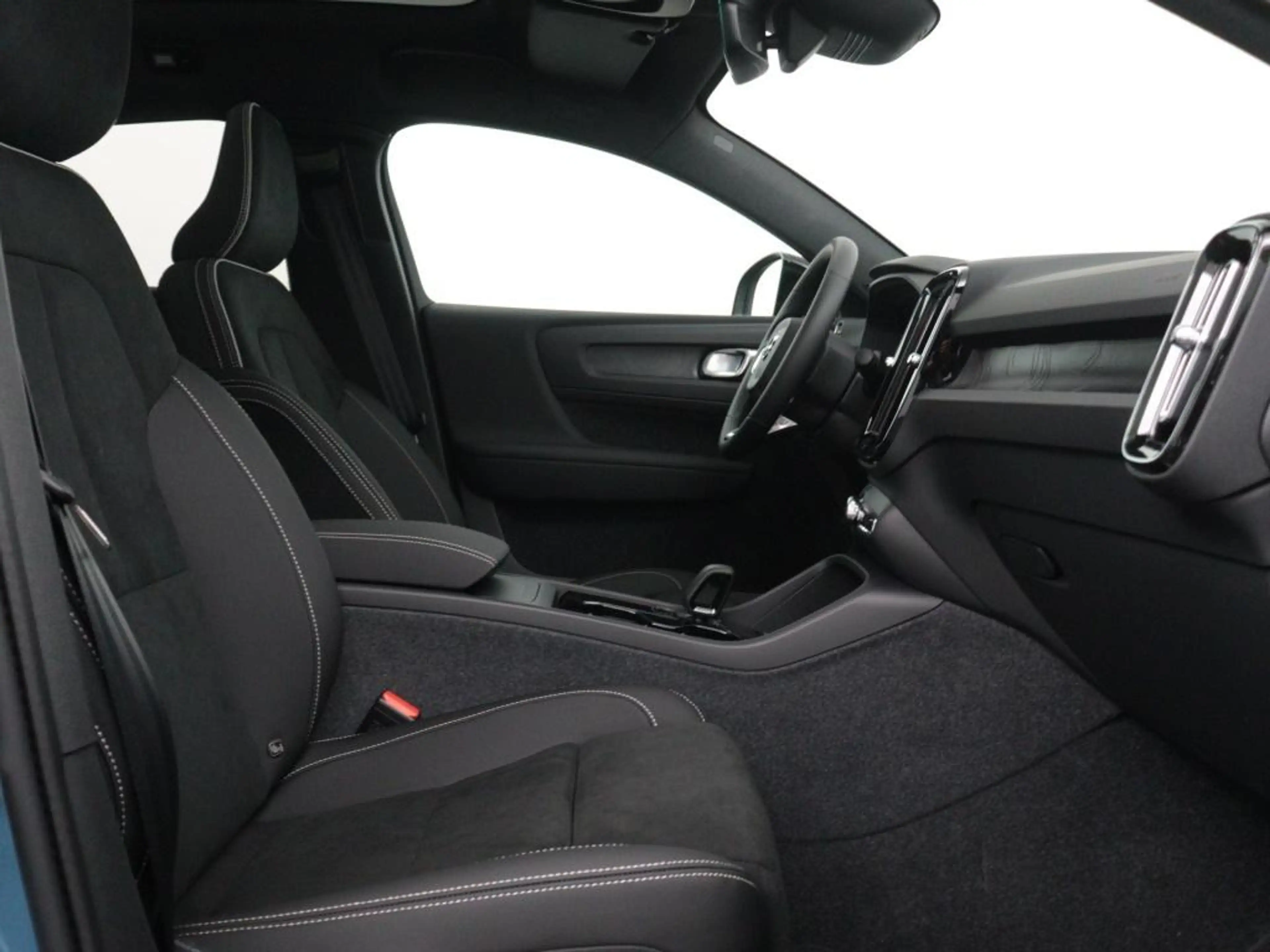 Volvo C40 Extended Plus 82 kWh | Adaptive cruise | Trekhaak — photo 4