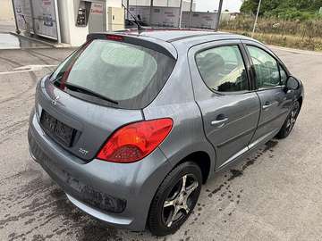 SW Trendy 1,6 16V VTi