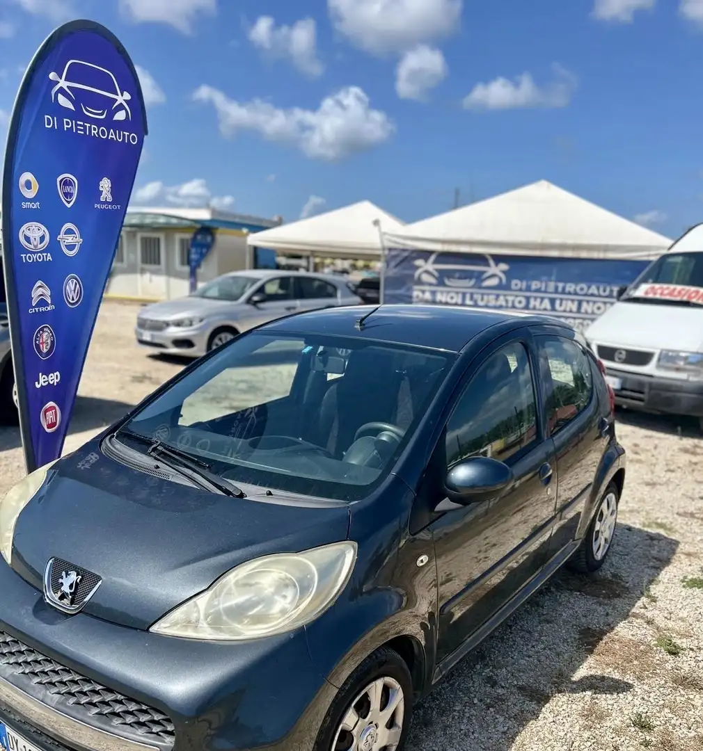 Peugeot 107 1.0 12v Allure (sweet years) 5p 2tronic FL Czarny - 1