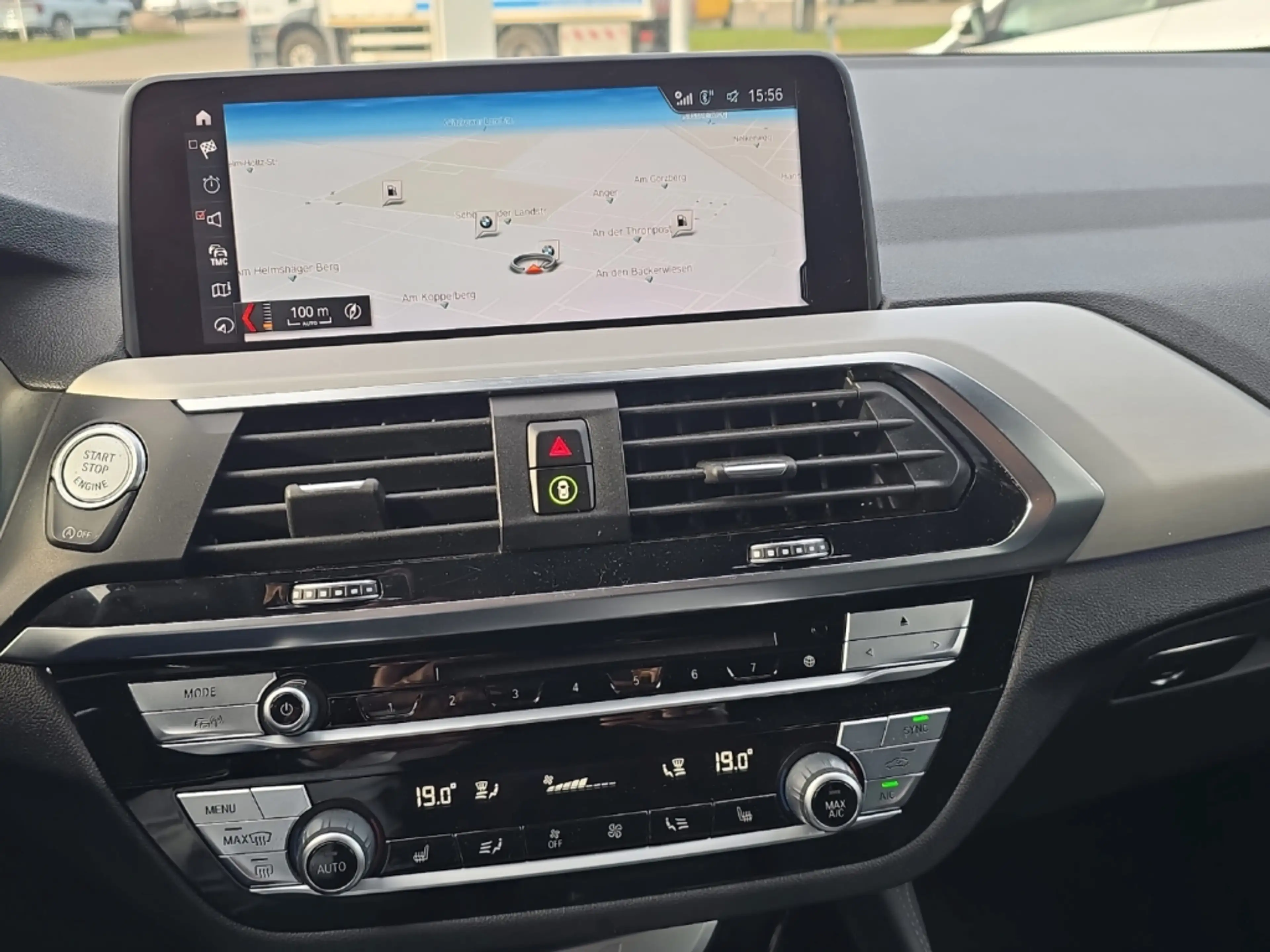 BMW X4 20 d M Sport Park-Assistent Sportpaket HUD StandHZ — photo 11