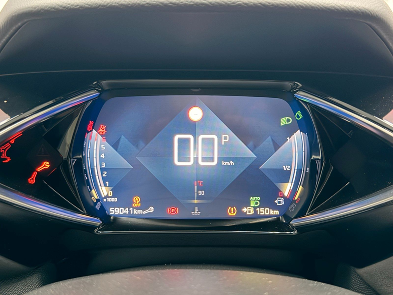 DS Automobiles DS 3 Crossback 1.2 PurTech 130 SoChic AutomatiK — photo 12