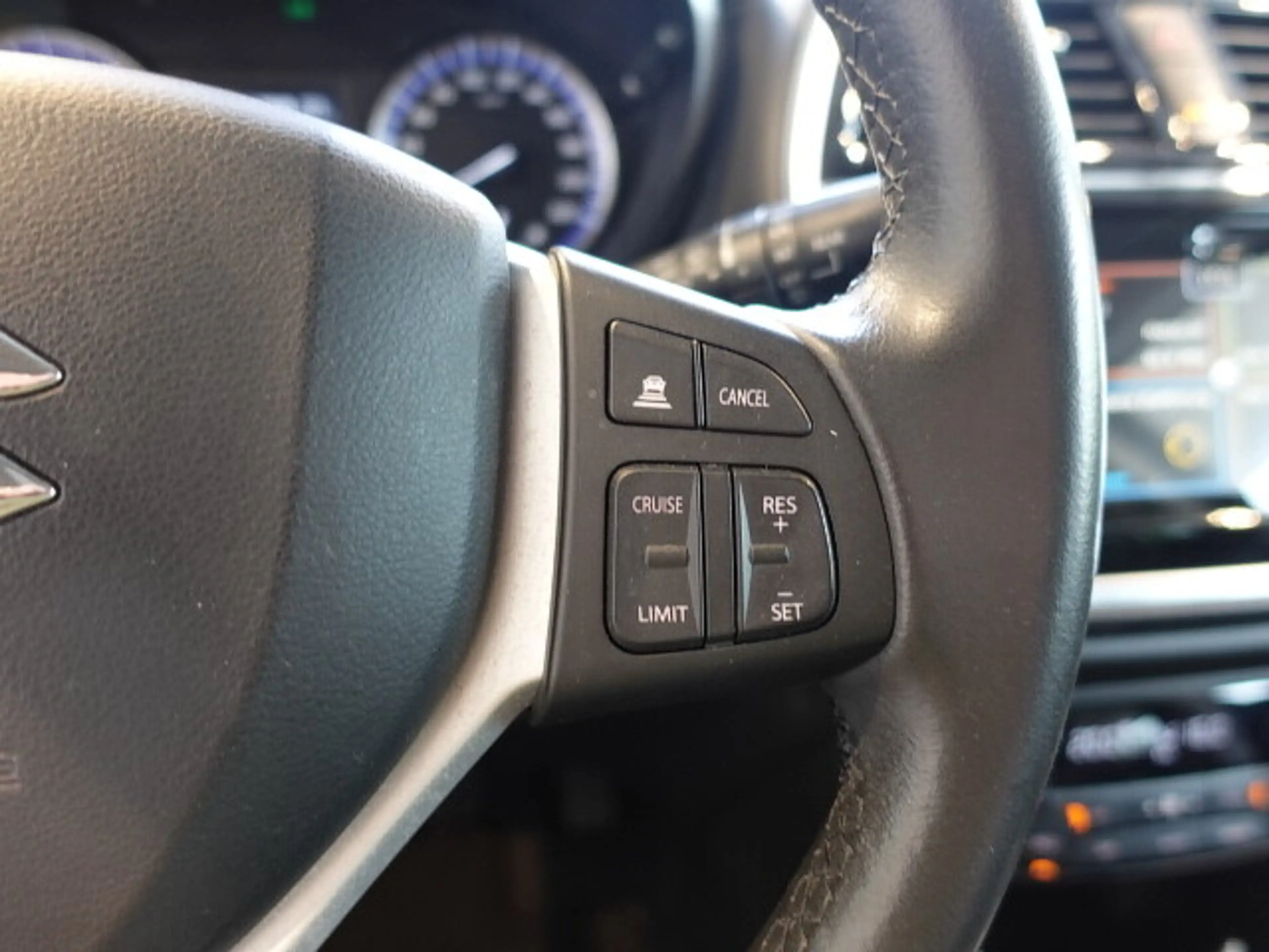 Suzuki SX4 S-Cross 1,4 GL+ DITC Hybrid ALLGRIP flash — photo 12