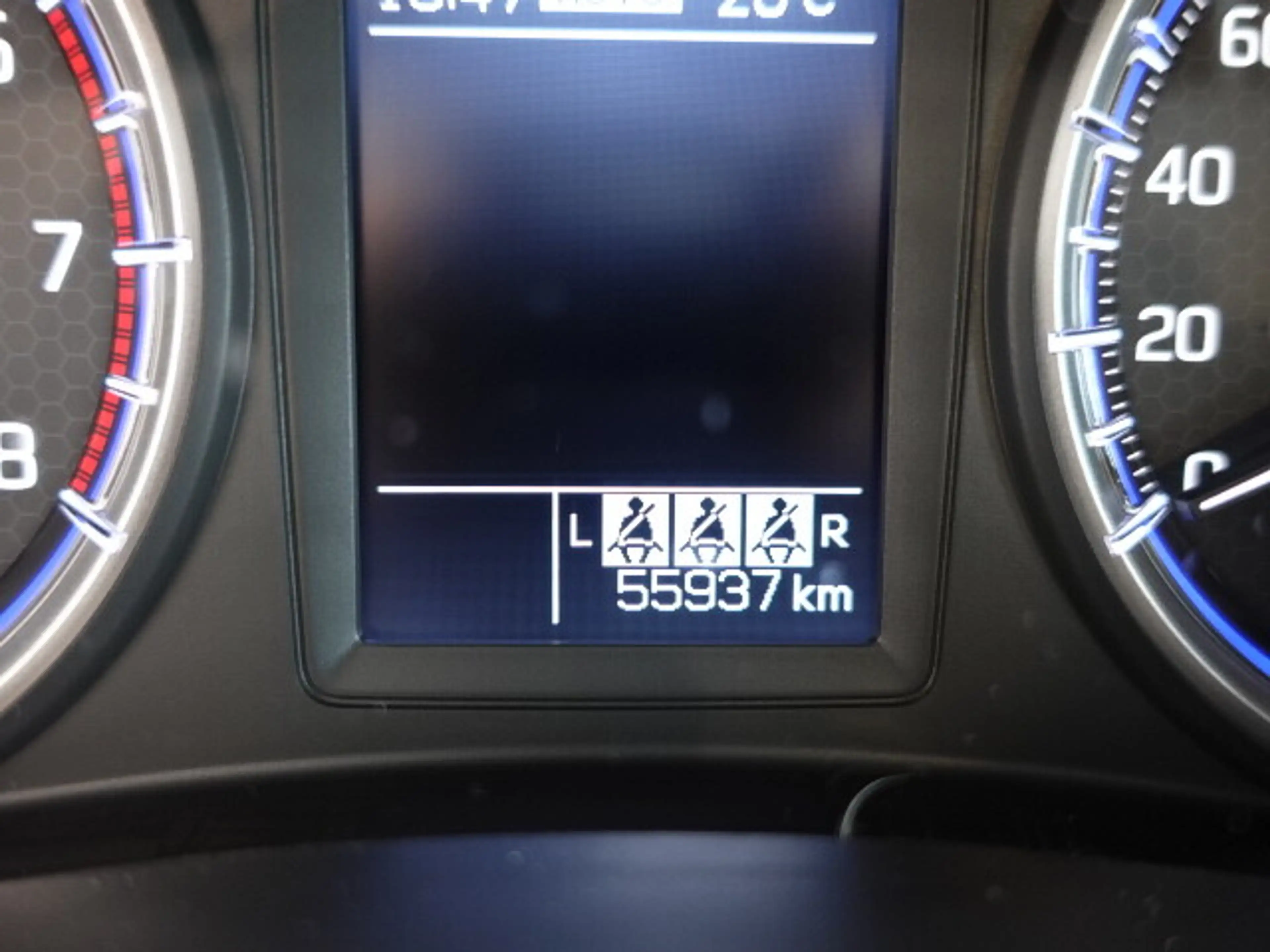 Suzuki SX4 S-Cross 1,4 GL+ DITC Hybrid ALLGRIP flash — photo 11