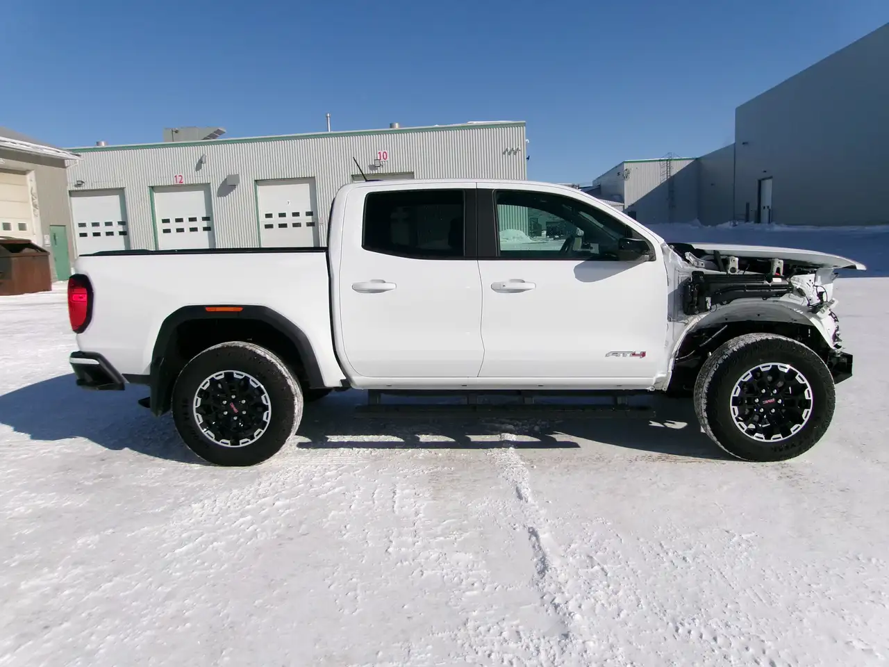 GMC Canyon снимка GMC Canyon