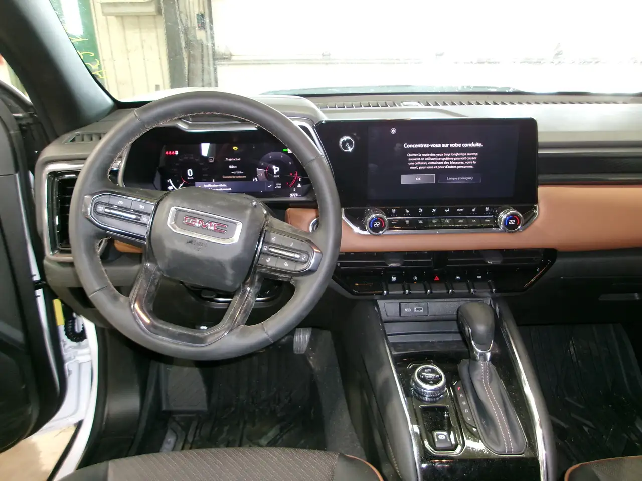 GMC Canyon снимка GMC Canyon