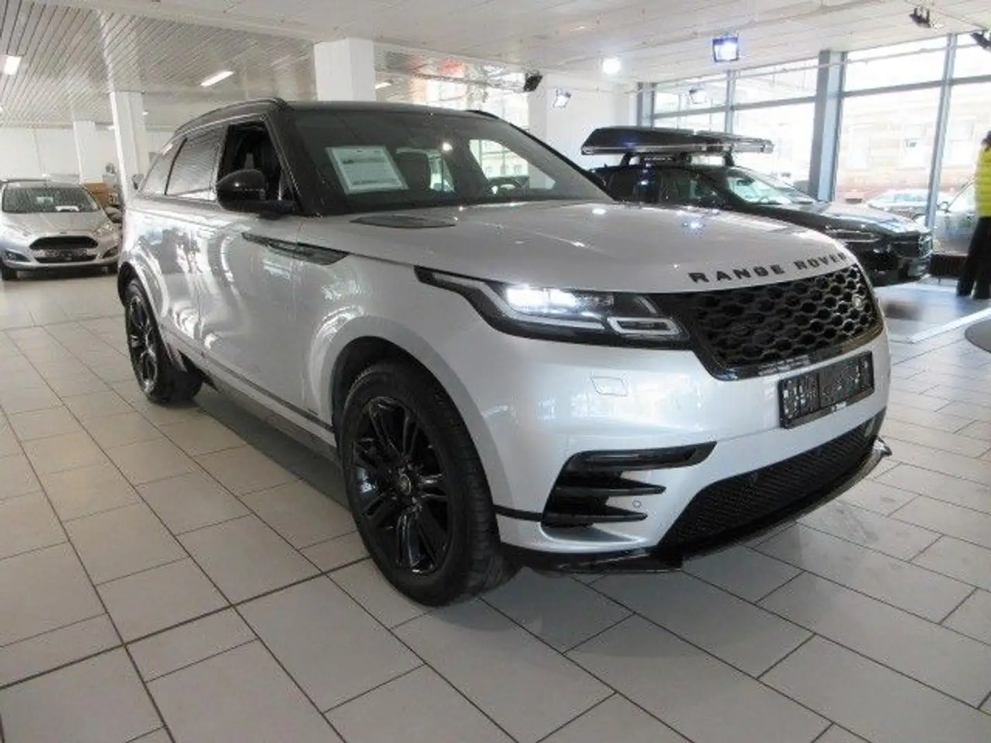 Land Rover Range Rover Velar Velar R-Dynamic S SHZ/PANO/AHK/LEDER/PDC+CAM Ezüst - 2