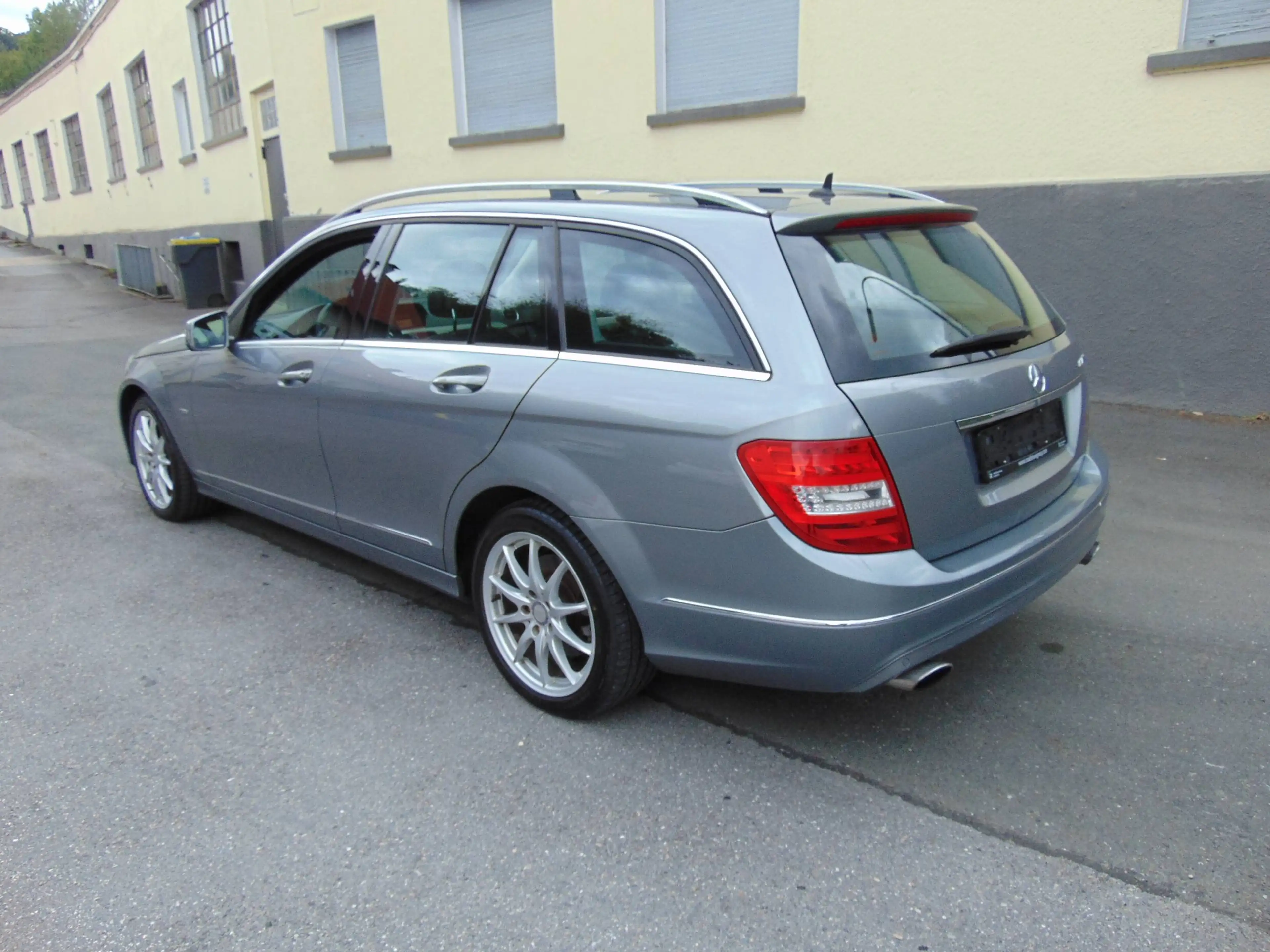 Mercedes-Benz C 300 C 300 CDI BlueEfficiency 4Matic (204.292) — photo 4