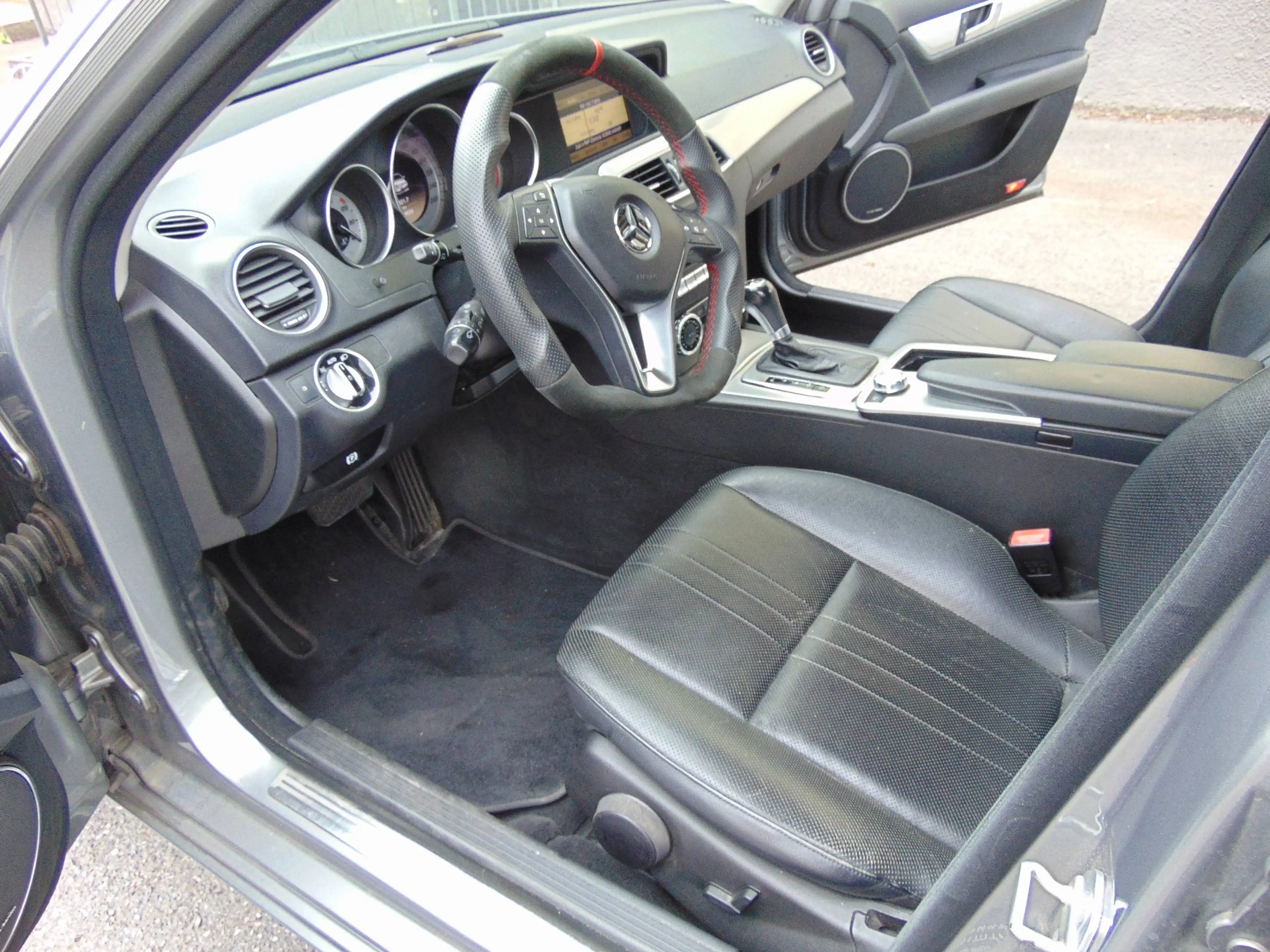 Mercedes-Benz C 300 C 300 CDI BlueEfficiency 4Matic (204.292) — photo 14