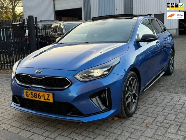 Kia ProCeed
