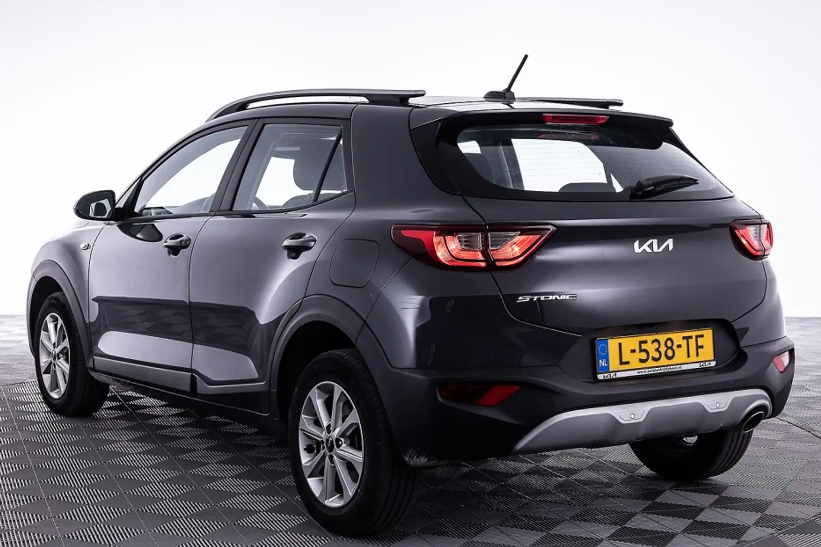 Kia Stonic 1.0 T-GDi MHEV DynamicLine ✅ 1e Eigenaar Gris - 2