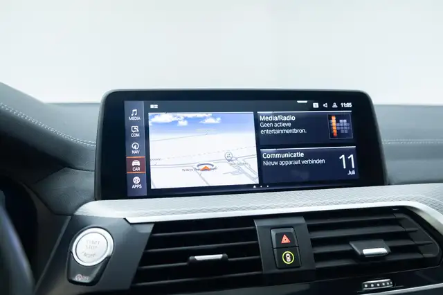 BMW X3 view 13
