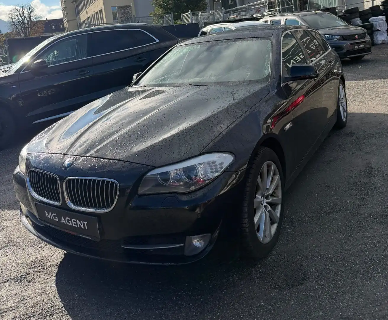 BMW 520 - 520 d DPF Touring Schwarz - 2