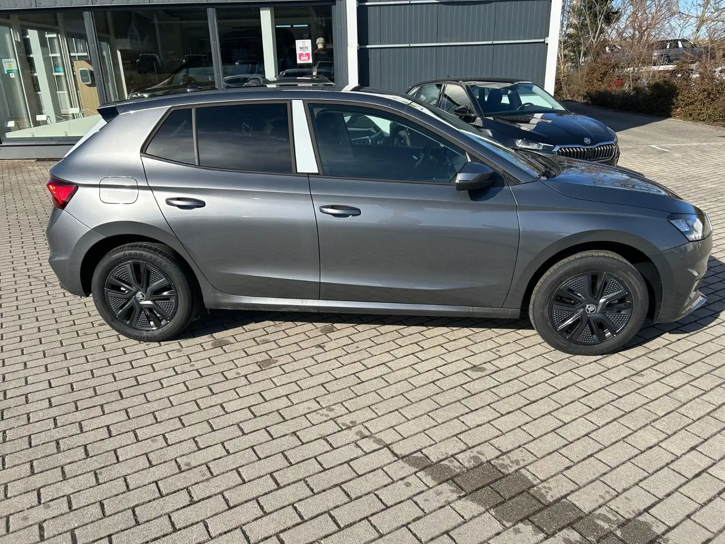 Skoda Fabia Selection Grau - 2