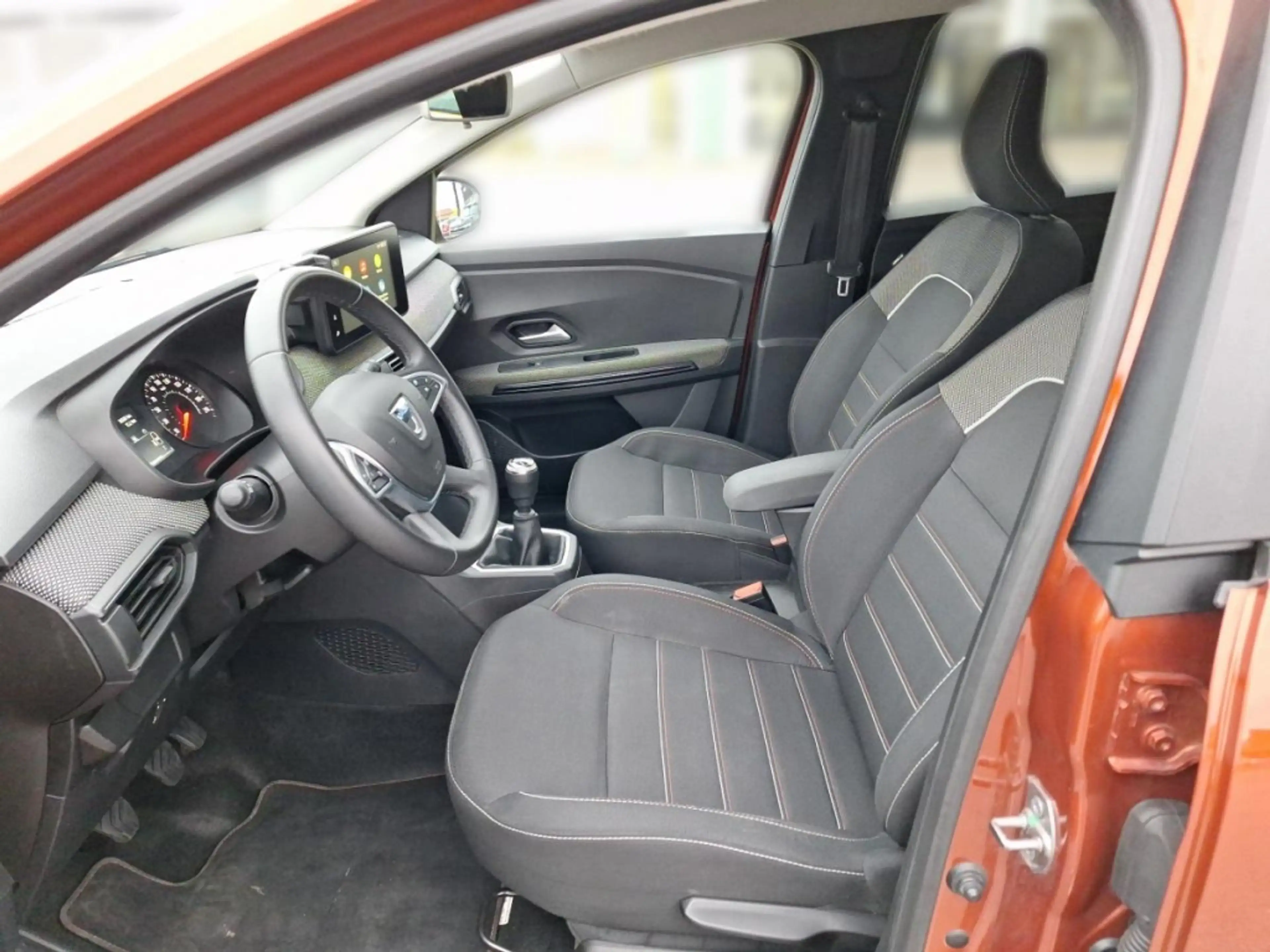 Dacia Jogger Extreme TCe 110 5-sitzig — photo 5