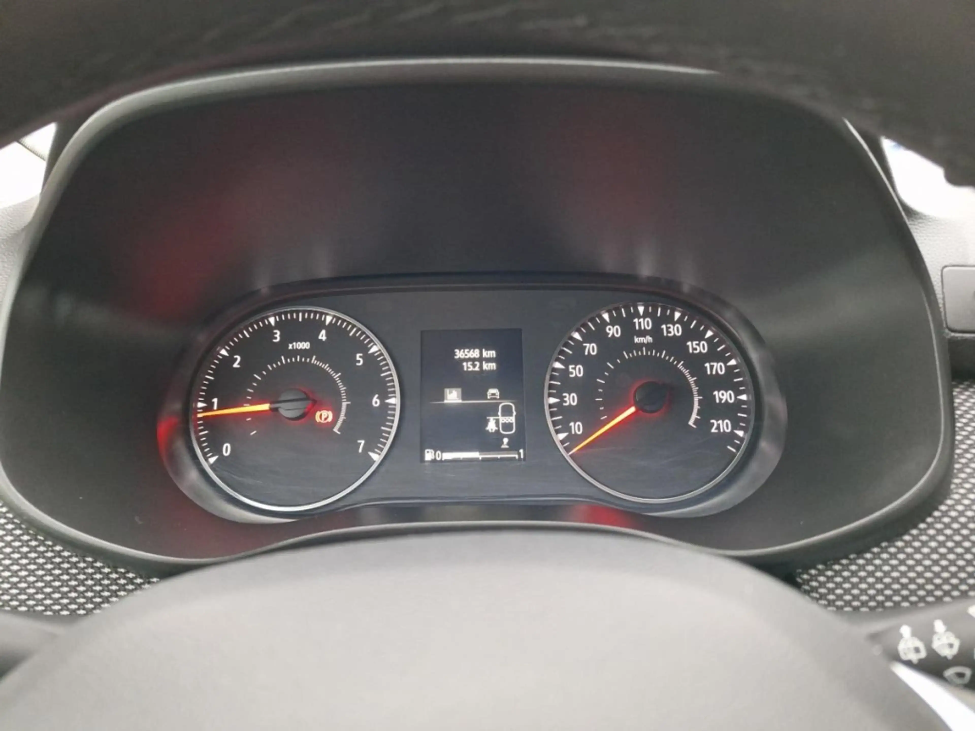 Dacia Jogger Extreme TCe 110 5-sitzig — photo 14