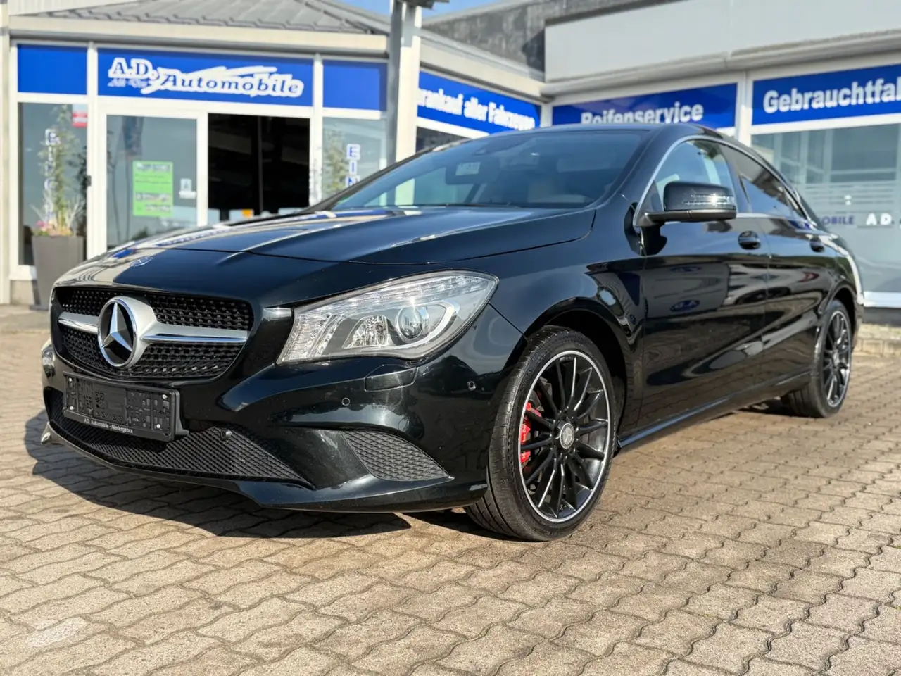 Mercedes-Benz CLA 200