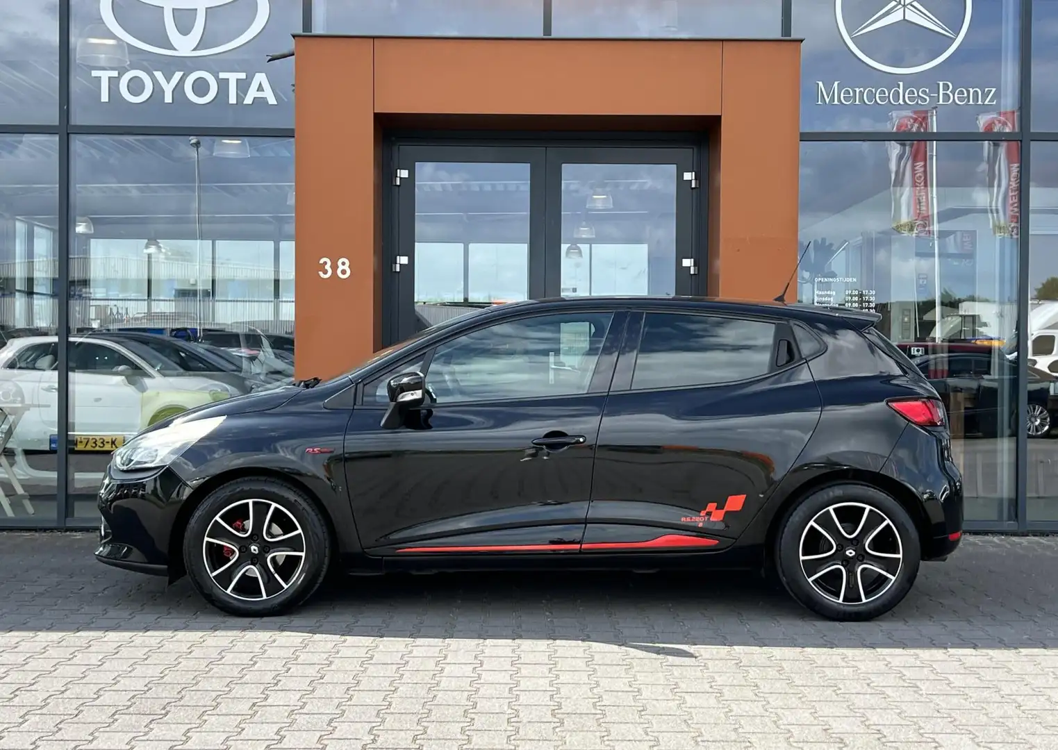 Renault Clio 0.9 TCe Expression|Navi|Cruise|Isofix|Airco|NAP Zwart - 2