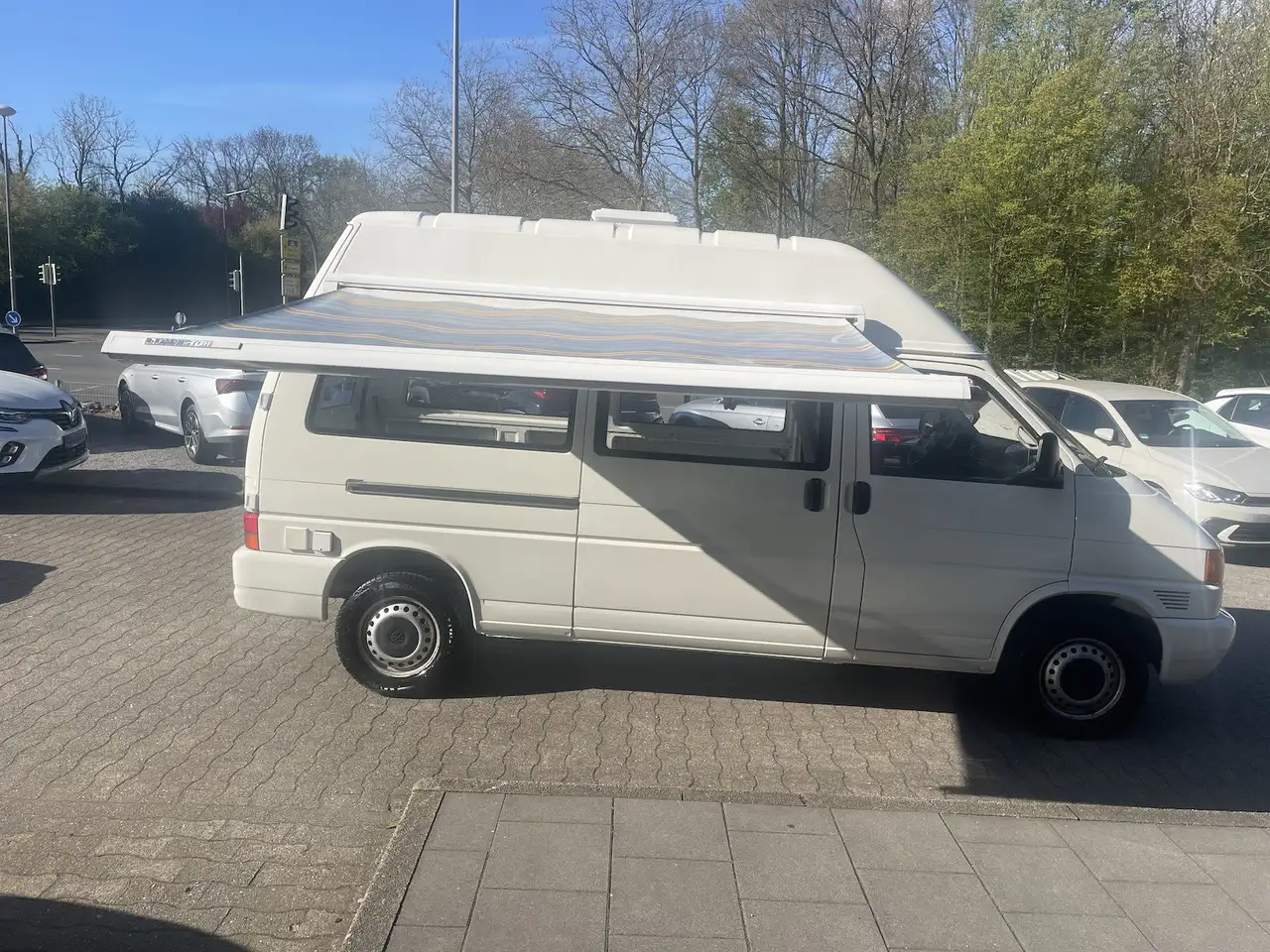 Volkswagen T4 Kombi 2.5 Automatik hoch lang Stdhzg*Markise, foto 4
