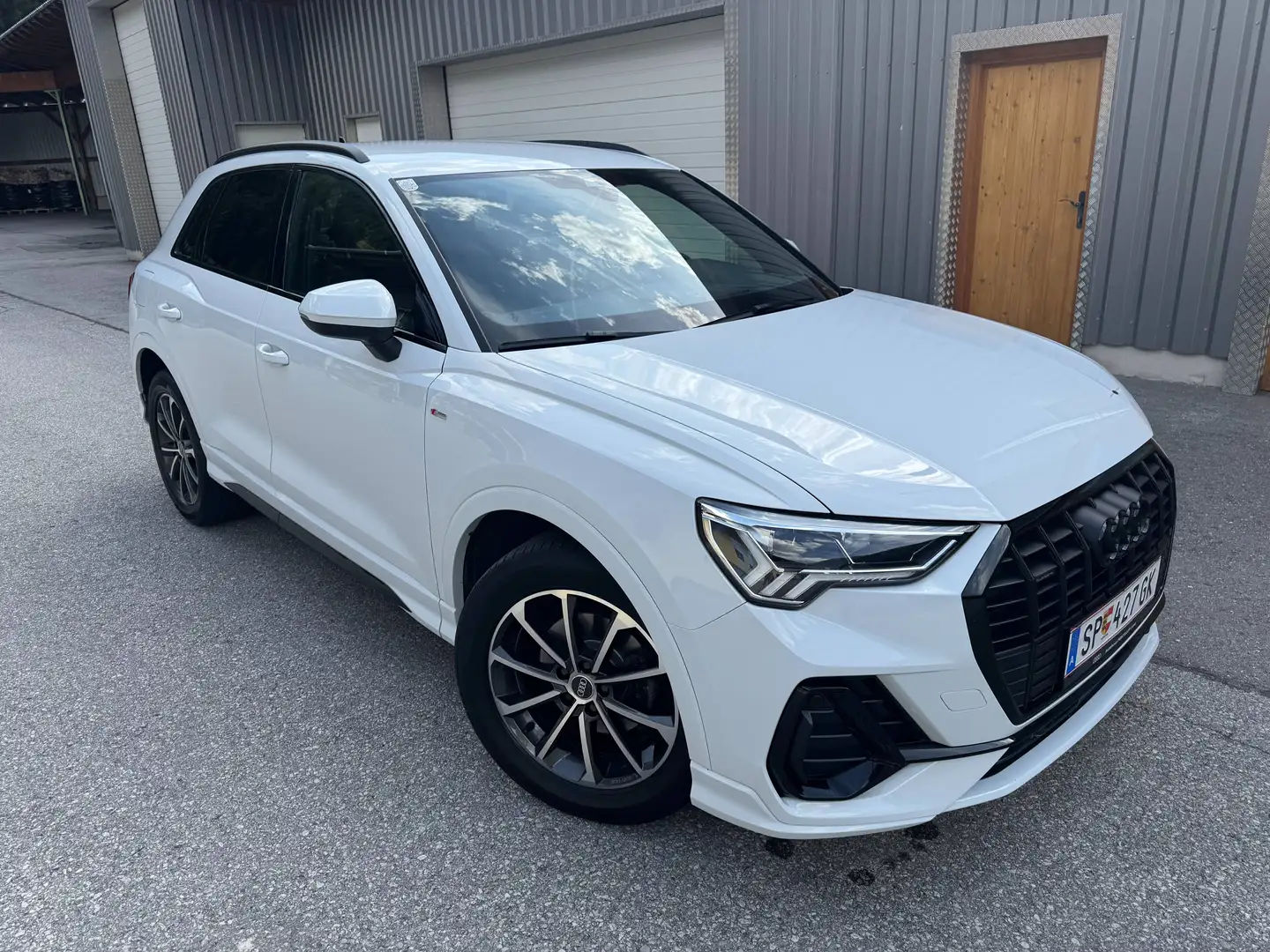 Audi Q3 Q3 35 TDI quattro intense S-tronic intense Weiß - 2