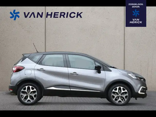 Renault Captur view 3