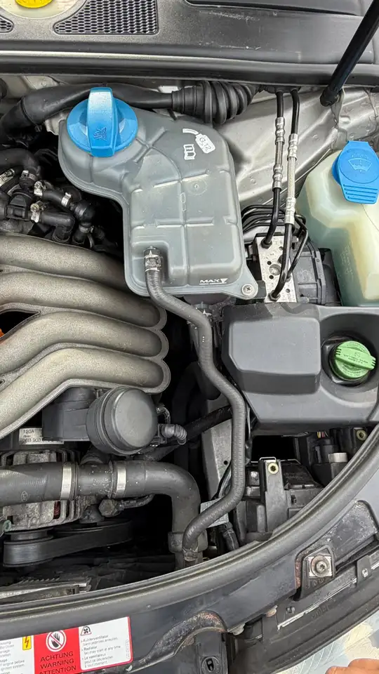 Audi A4 1.6 motor, foto 8