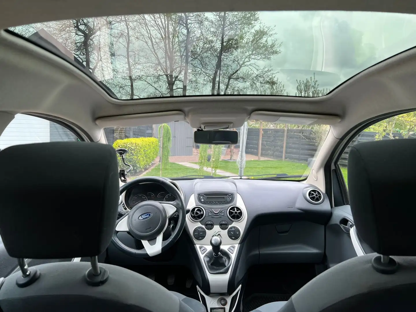Ford Ka/Ka+ 1.2 Titanium X Wit - 2