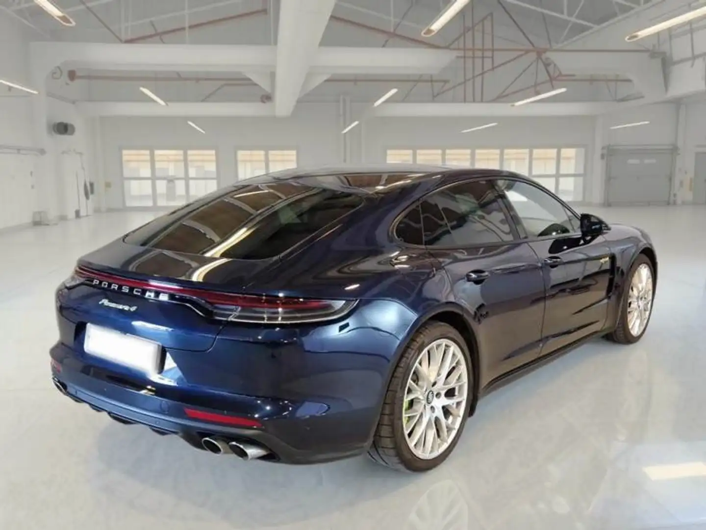 Porsche Panamera 2.9  4 E-HYBRID Blauw - 2