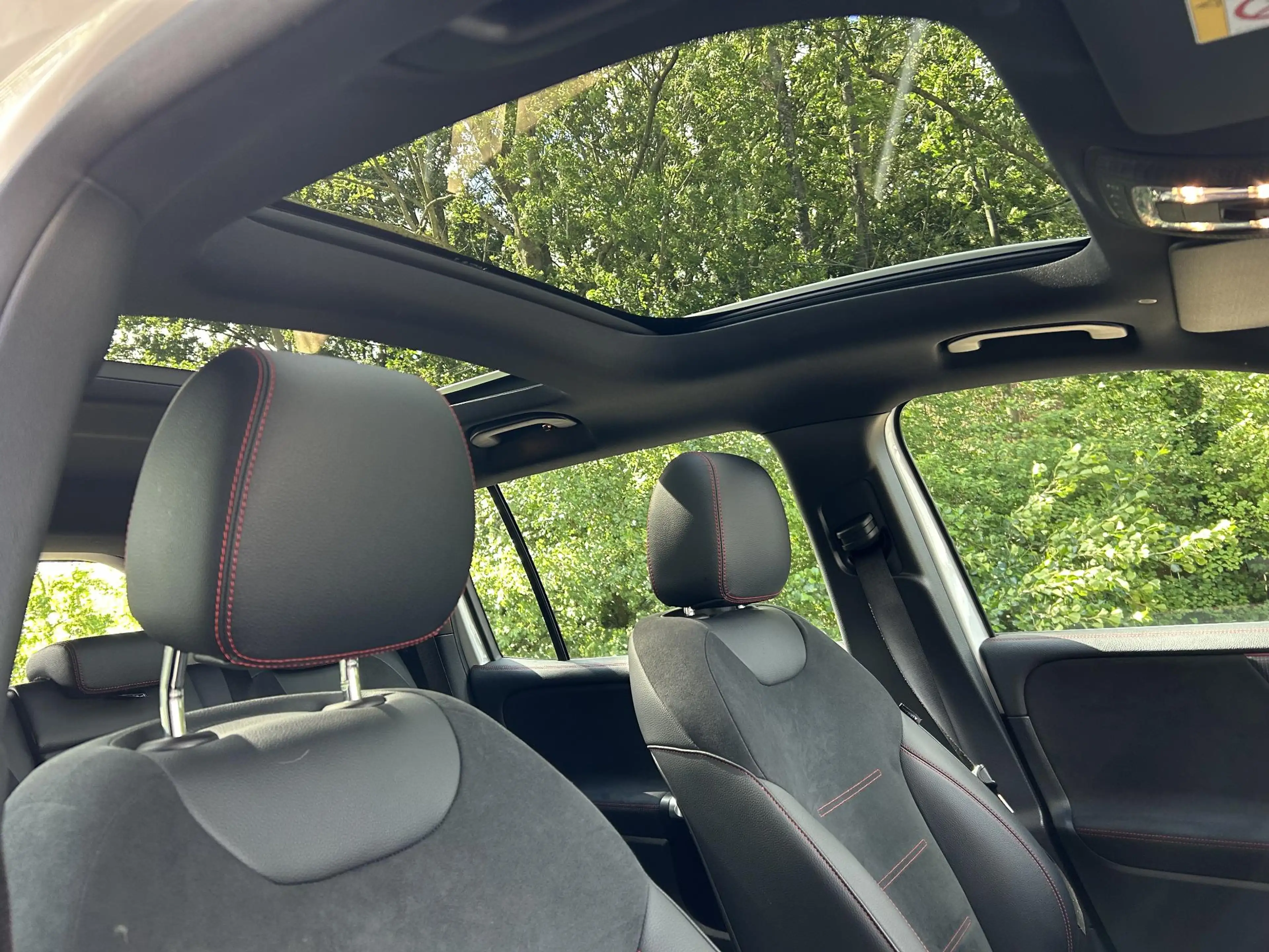 Mercedes-Benz EQB 300 4MATIC AMG Line | Panoramadak | | Cruise Control | — photo 10