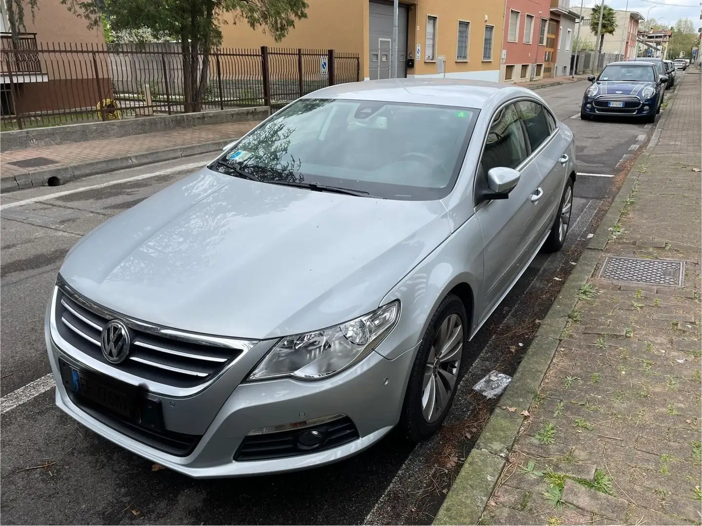 Volkswagen Passat CC Passat CC 1.8 tsi 5p Plateado - 1