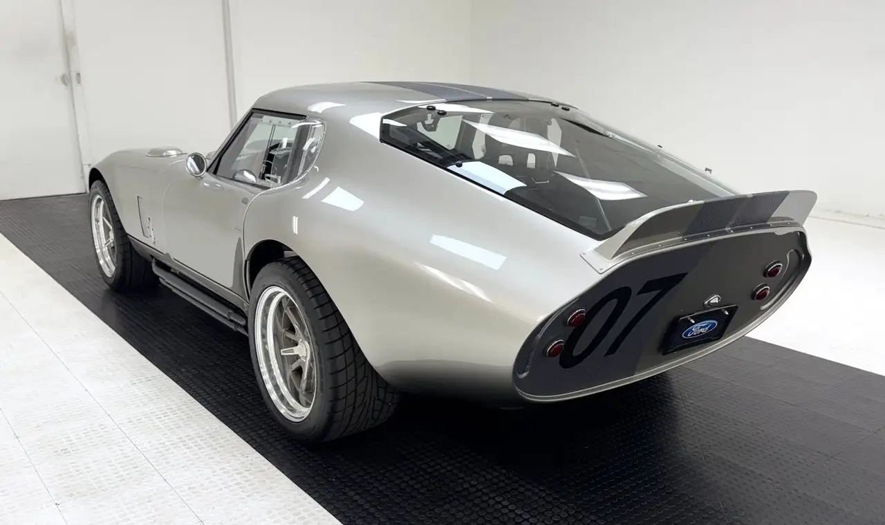 Ford Factory 5 Type 65 Daytona Coupe, foto 3