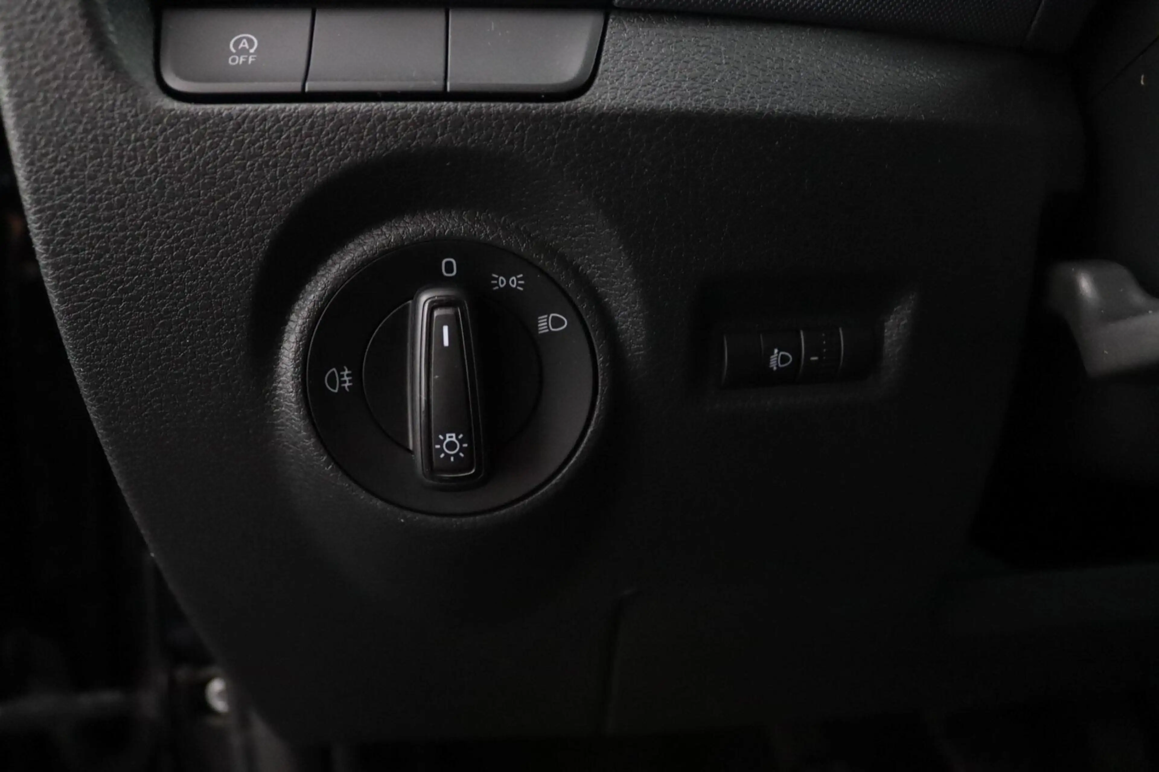 Skoda Fabia Combi 1.0 MPI Active | Airco | Cruise control | — photo 17