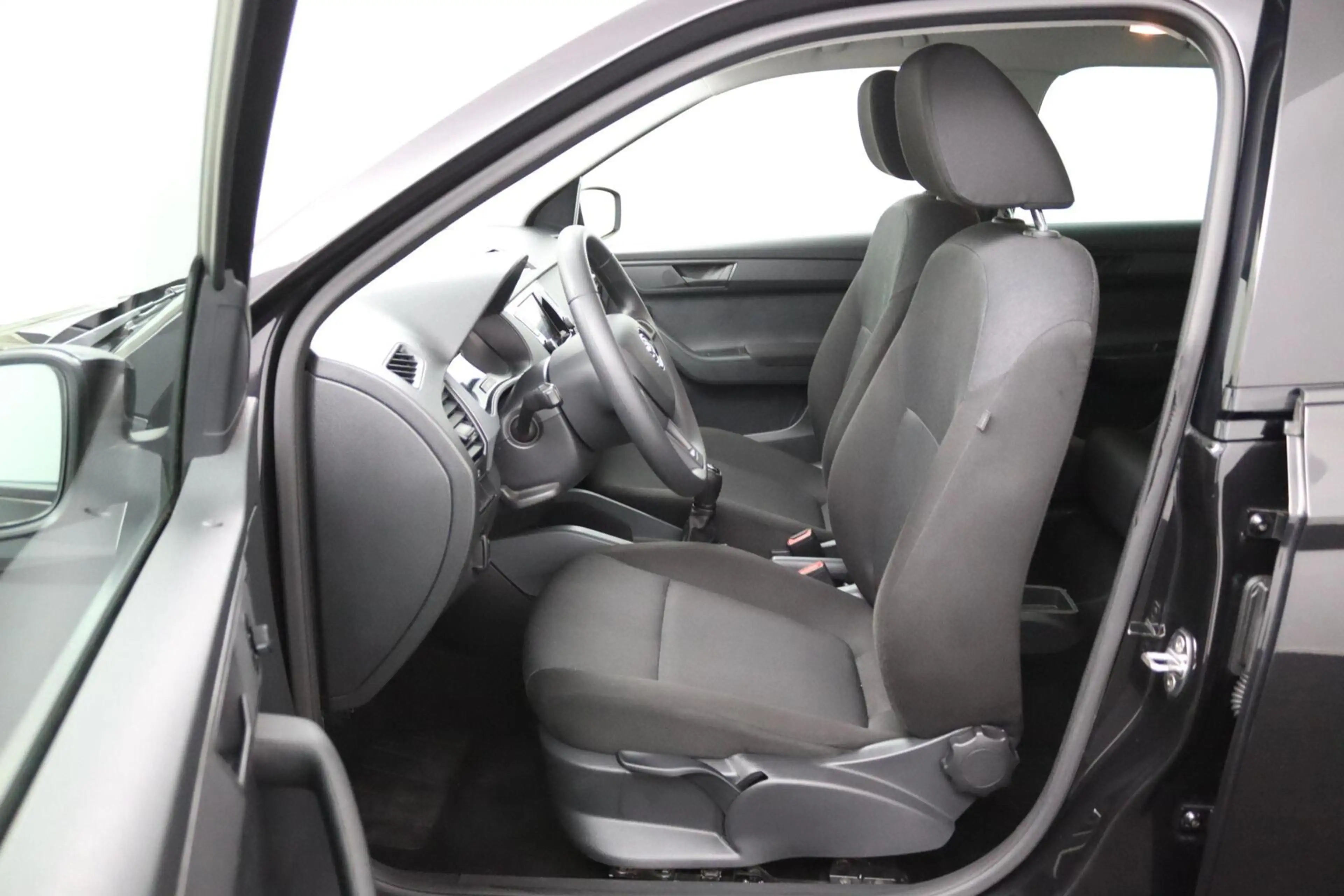 Skoda Fabia Combi 1.0 MPI Active | Airco | Cruise control | — photo 4
