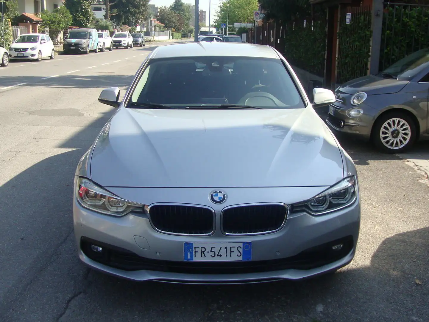 BMW 318 d Touring Business Advantage auto euro 6 Ezüst - 1
