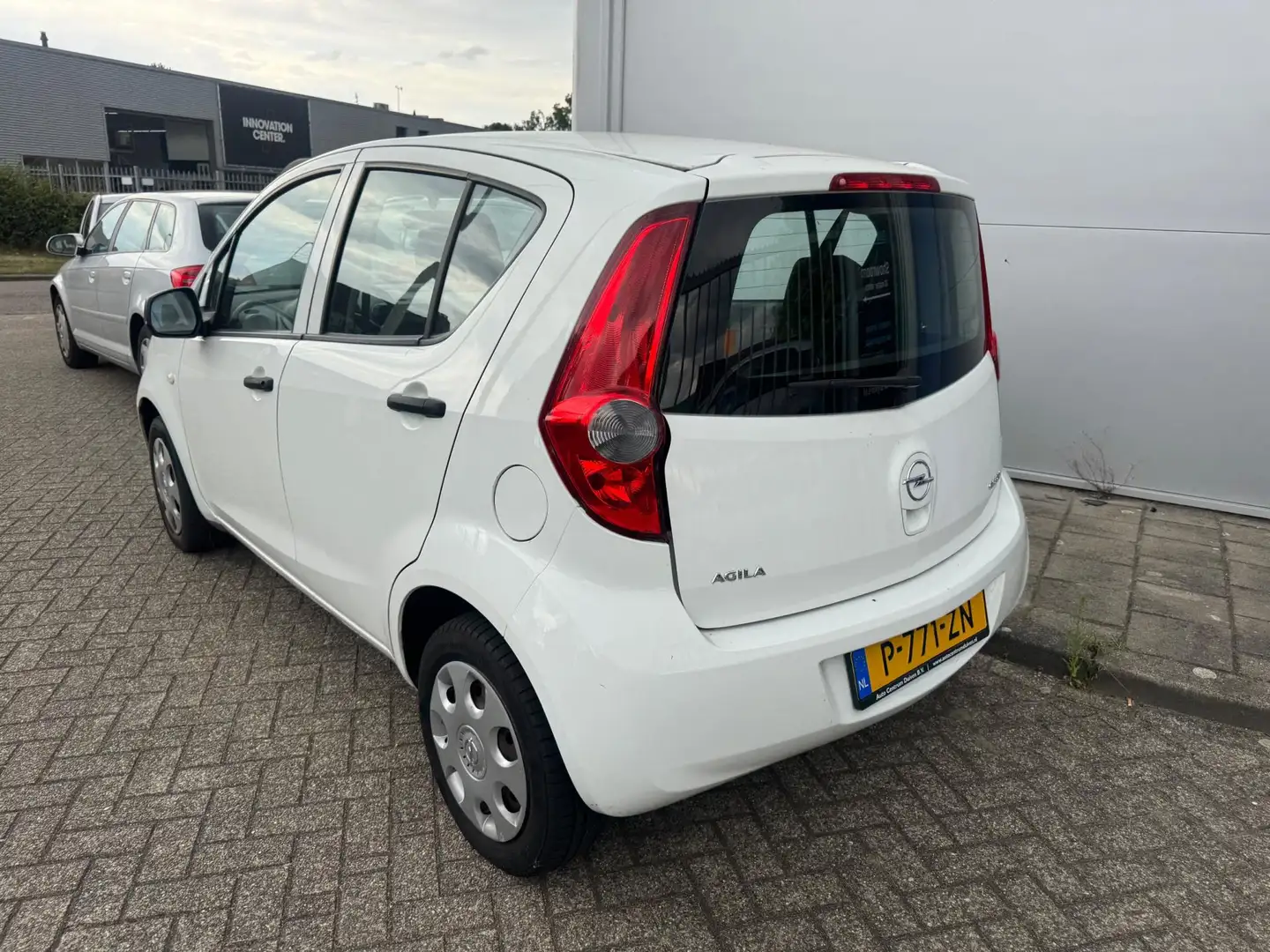 Opel Agila 1.0 Essentia Bianco - 2